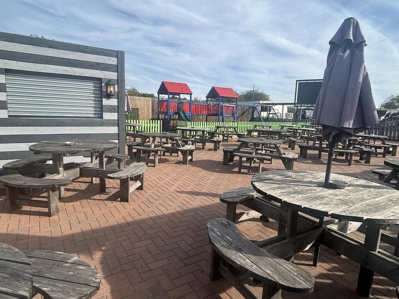 (Pub, External, Garden). Published on 27-09-2026