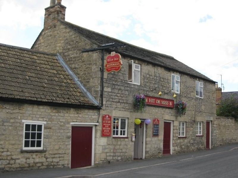Hit Or Miss, Stamford, 2009. (Pub). Published on 15-07-2012