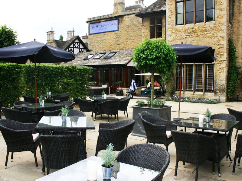 William Cecil - Stamford. (Pub, External, Key). Published on 02-10-2013