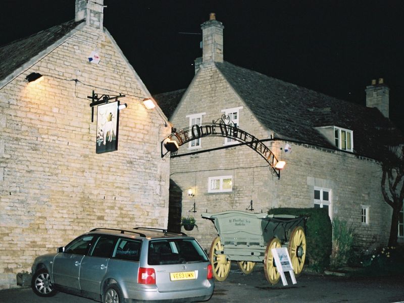 White Hart, Ufford, 2004. (Pub). Published on 15-07-2012 