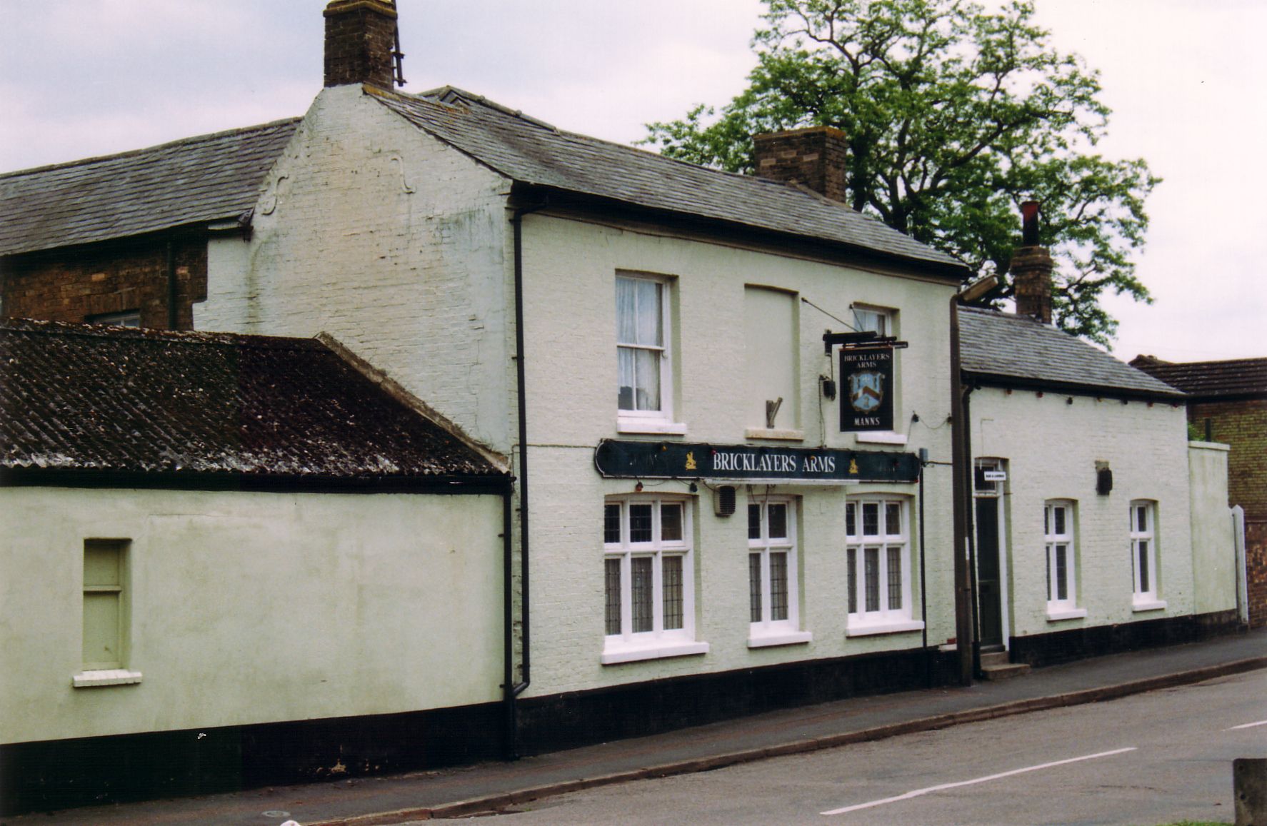 Bricklayers Arms, Whittlesey, 2000. (Pub). Published on 15-07-2012