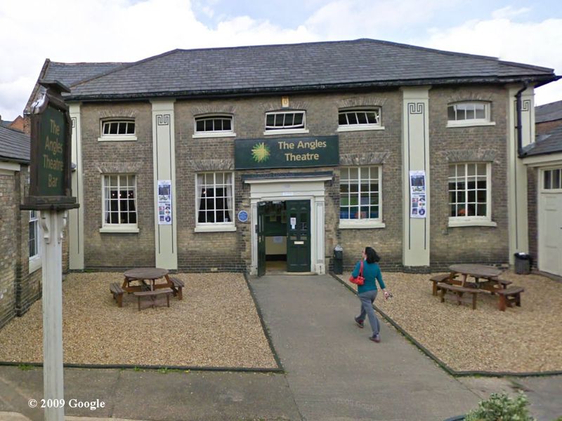 Macreadys, Wisbech, 2009. (Pub). Published on 15-07-2012