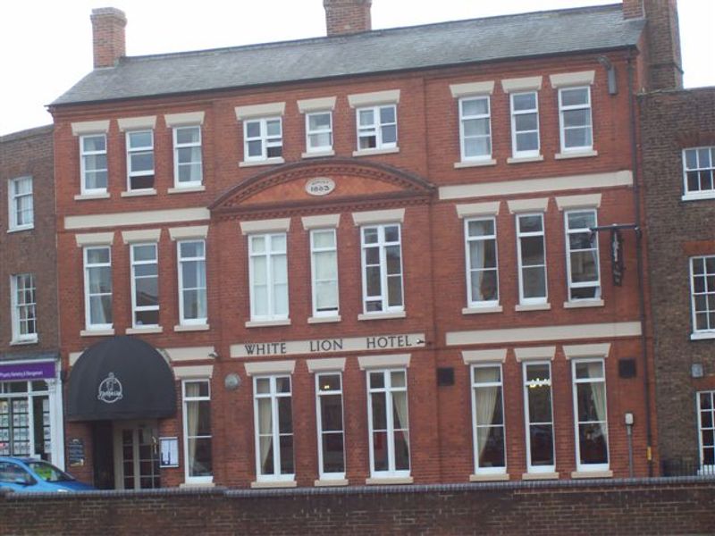 White Lion Hotel, Wisbech, 2011. (Pub, Key). Published on 15-07-2012