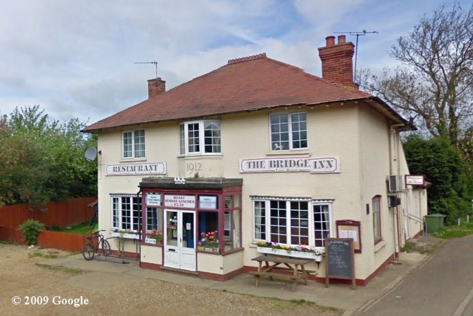 Bridge Inn, Wisbech St Mary, 2009. (Pub). Published on 15-07-2012