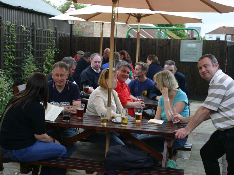 Smith's Of Bourne, Bourne, 2007, Garden. (Pub). Published on 15-07-2012