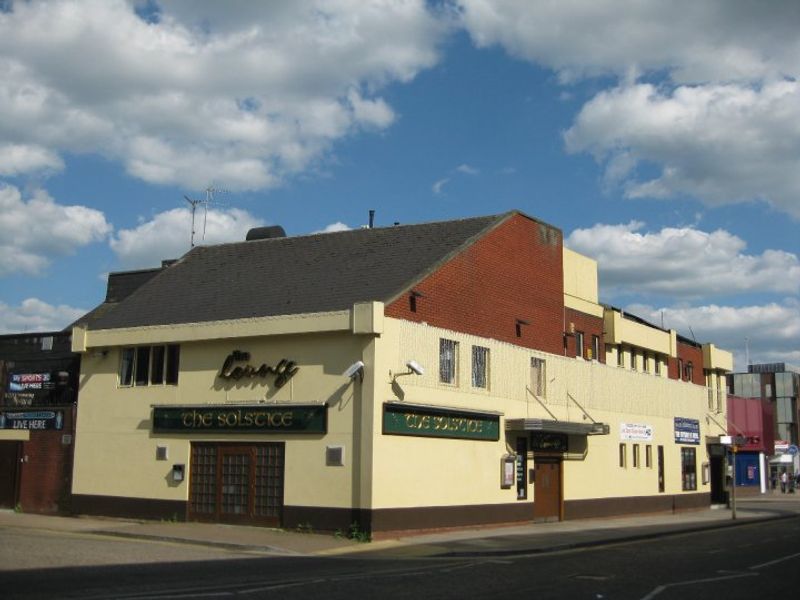 Smith's Of Bourne, Bourne, 2010. (Pub). Published on 15-07-2012 