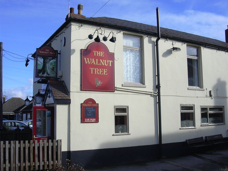 Walnut Tree, Deeping St James, 2009. (Pub, Key). Published on 15-07-2012