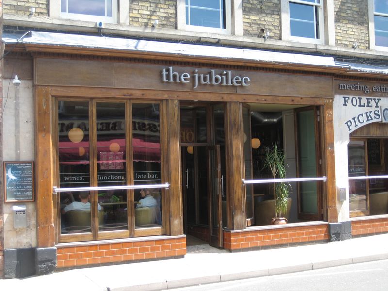 Jubilee Garage, Bourne, 2008. (Pub, Key). Published on 15-07-2012