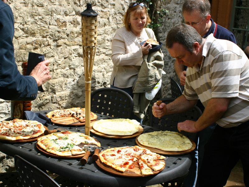 Tobie Norris, Stamford, 2007, Pizzas. (Pub). Published on 15-07-2012 