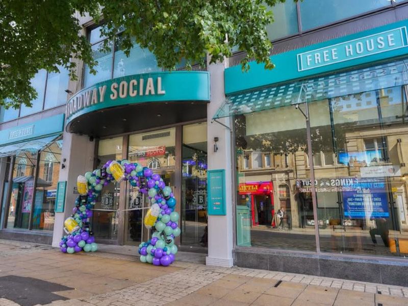 Broadway Social. (Pub, External, Key). Published on 06-10-2026