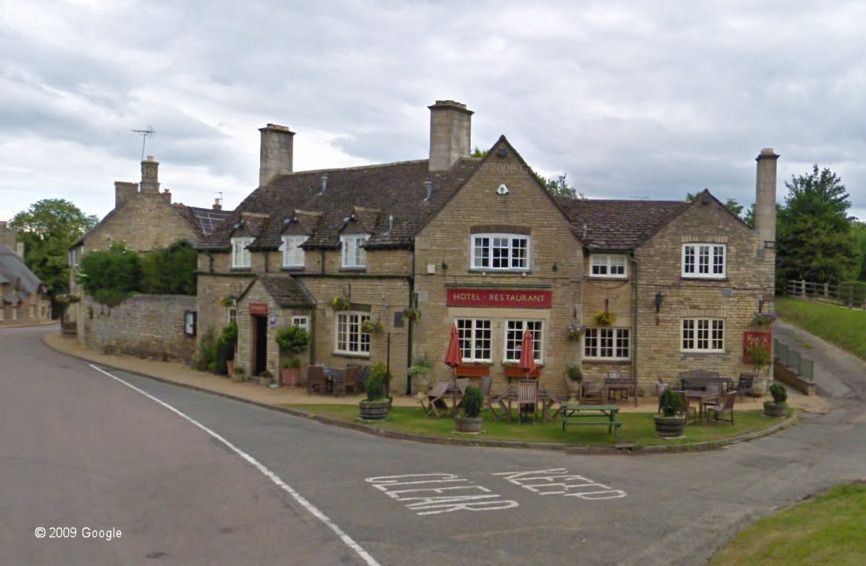 Royal Oak Hotel, Duddington, 2009. (Pub). Published on 15-07-2012