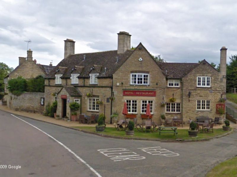 Royal Oak Hotel, Duddington, 2009. (Pub). Published on 15-07-2012