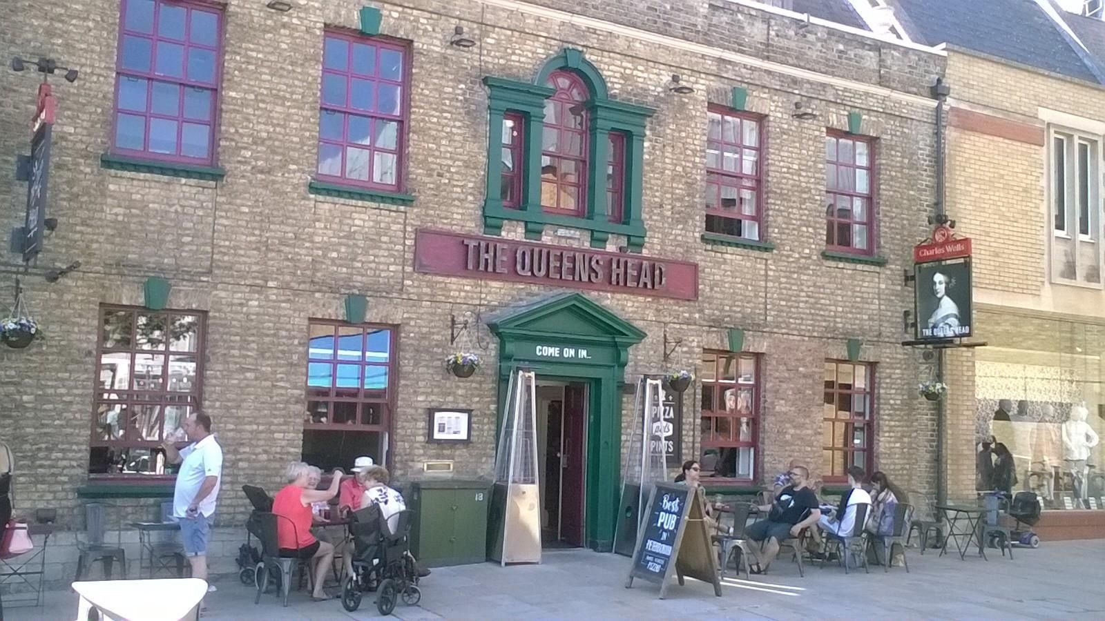 The Queens Head, August 2017. (Pub, External, Key). Published on 28-08-2017