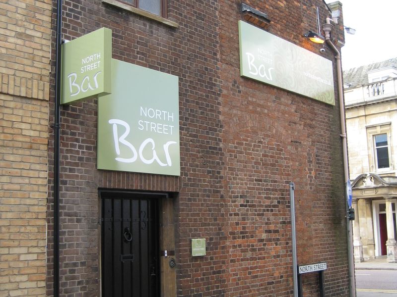 North Street Bar, Peterborough, 2011. (Pub, Key). Published on 15-07-2012