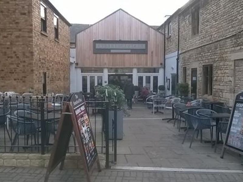 Stamford Post, Stamford, 2015. (Pub, External, Garden, Key). Published on 13-01-2016