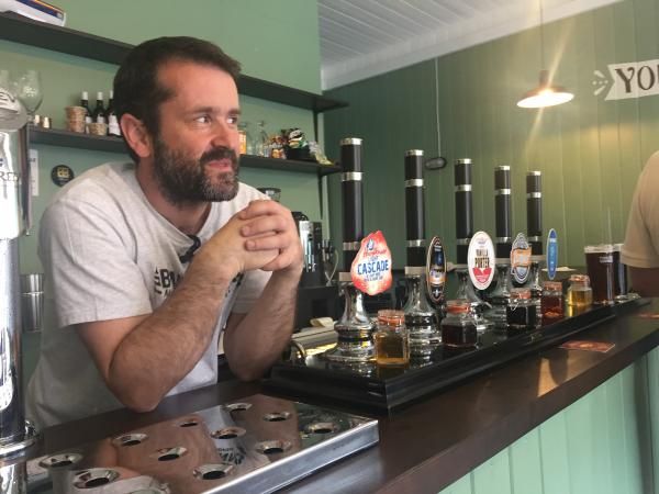 Bumble Inn, Peterborough, 2016. (Bar, Publican). Published on 14-07-2016
