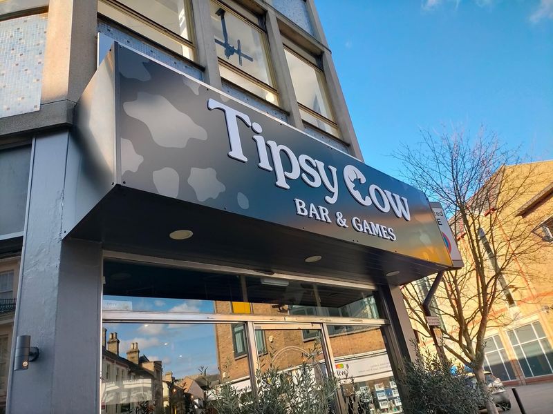Tipsy Cow 2026. (Pub, External, Key). Published on 04-04-2026