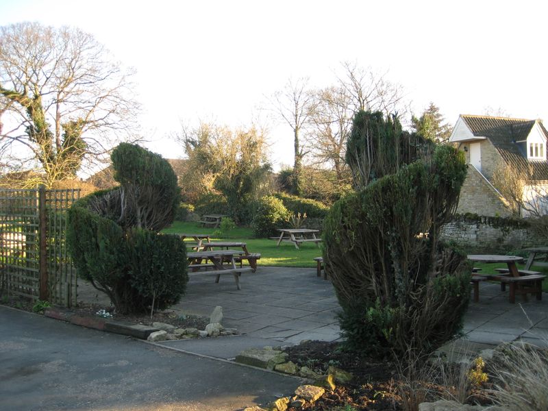Montagu Arms, Barnwell, 2008, Garden. (Pub). Published on 15-07-2012