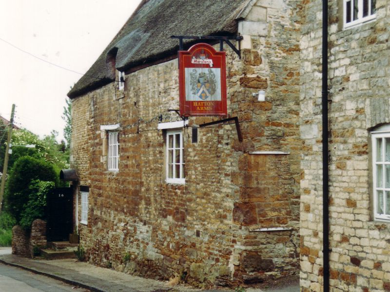 Hatton Arms, Gretton, 2000. (Pub). Published on 15-07-2012