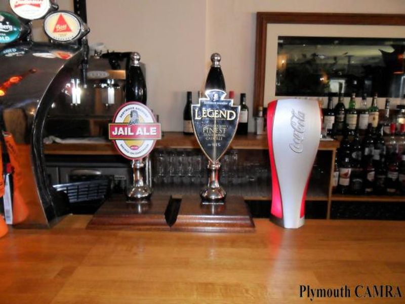 (Pub, Bar). Published on 03-04-2013 