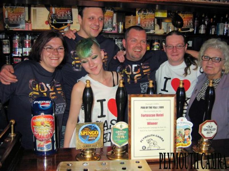 Branch Pub Of The Year 2009. (Pub, Publican, Award). Published on 19-10-2012