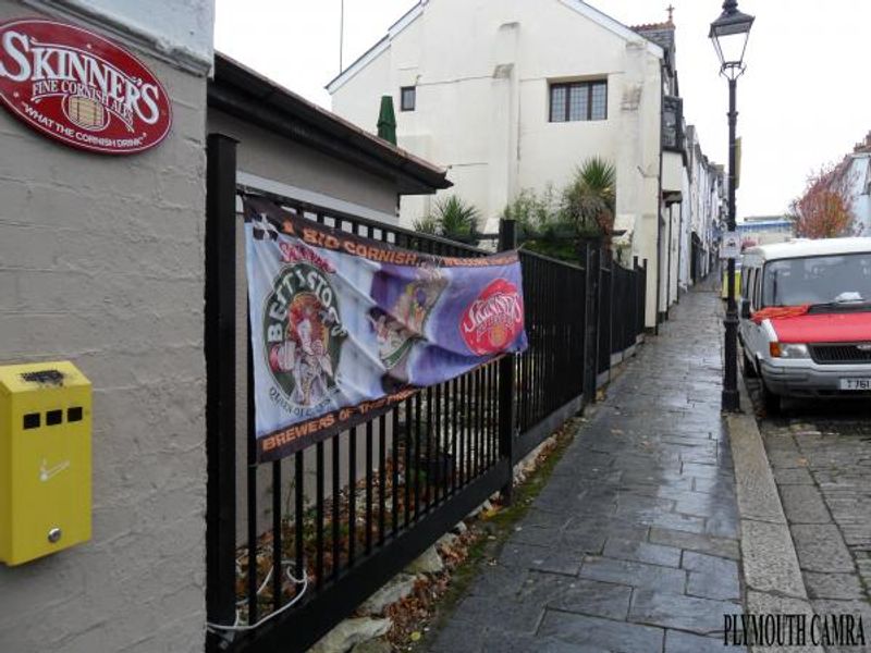 (Pub, External, Garden). Published on 04-11-2012 