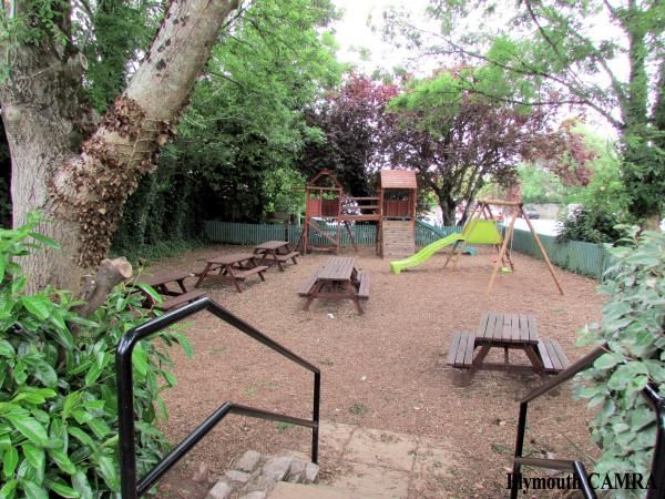 (Pub, External, Garden). Published on 19-06-2015