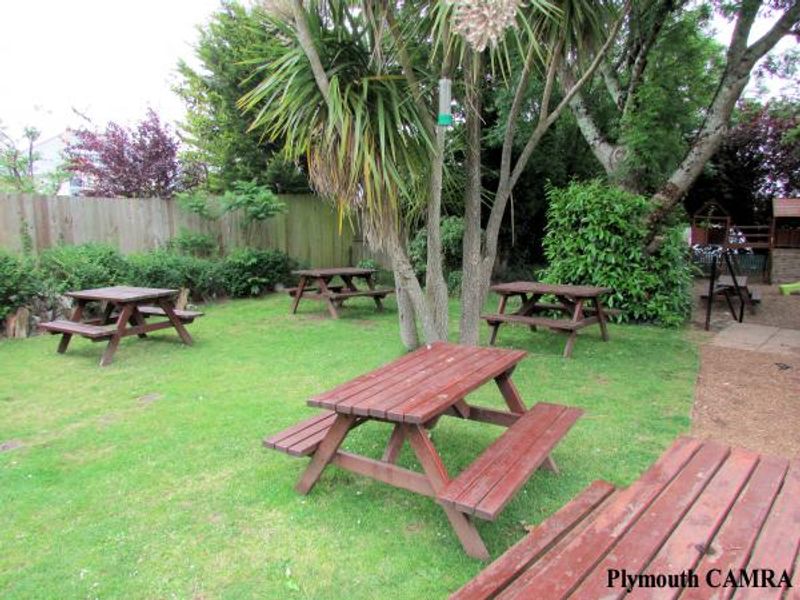 (Pub, External, Garden). Published on 19-06-2015