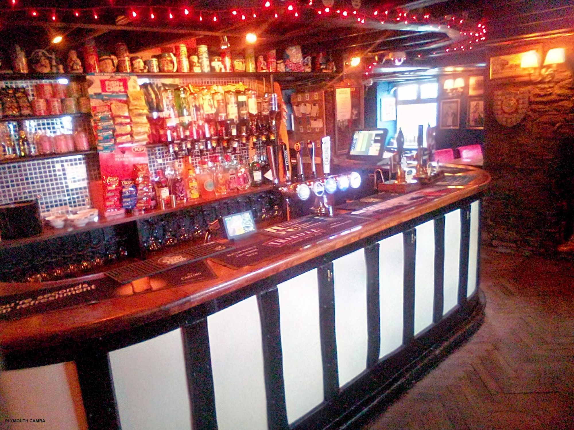 (Pub, Bar). Published on 10-06-2019
