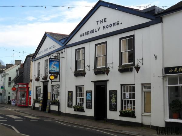 White Hart Modbury November 2012. (Pub, External). Published on 07-11-2012