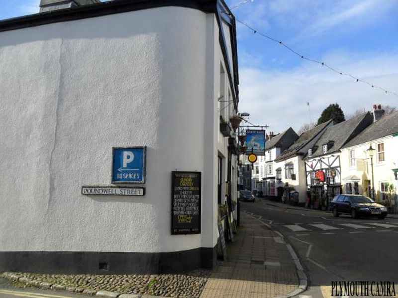 White Hart Hotel  November 2012. (Pub, External). Published on 07-11-2012