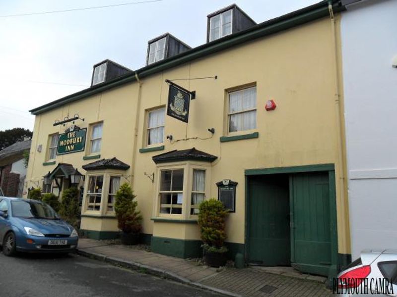 Modbury Inn November 2012. (Pub, External). Published on 07-11-2012