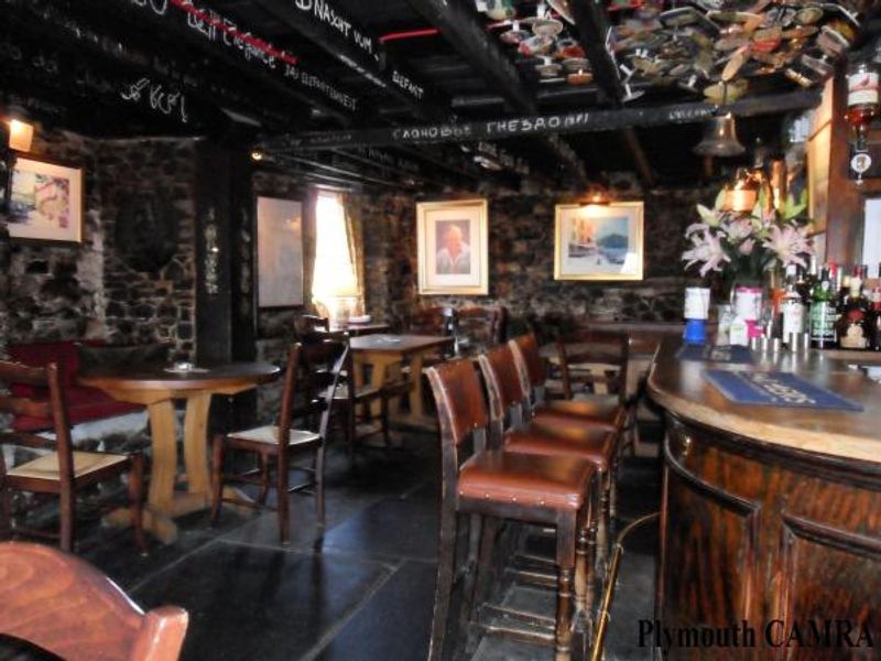 (Pub, Bar). Published on 07-05-2013