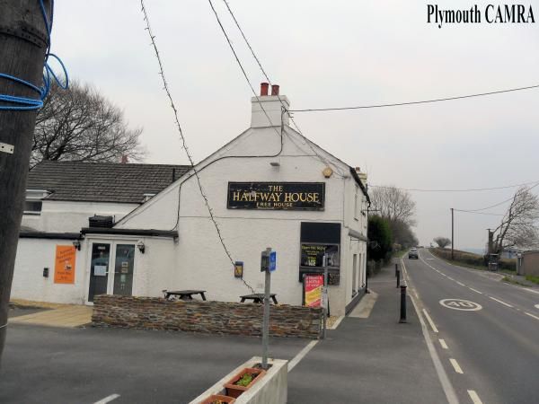 Looking north. (Pub, External). Published on 27-03-2013
