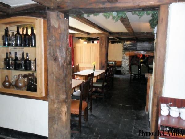 (Pub, Bar). Published on 07-05-2013