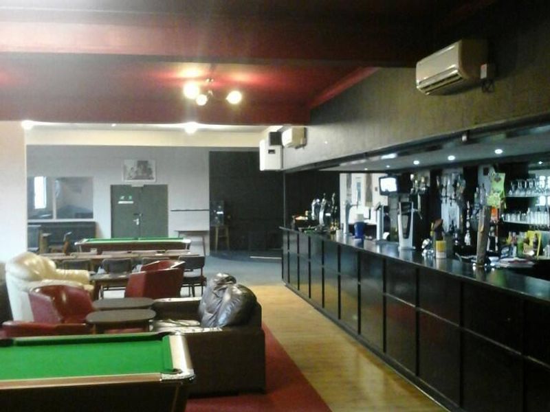 (Bar). Published on 02-06-2020