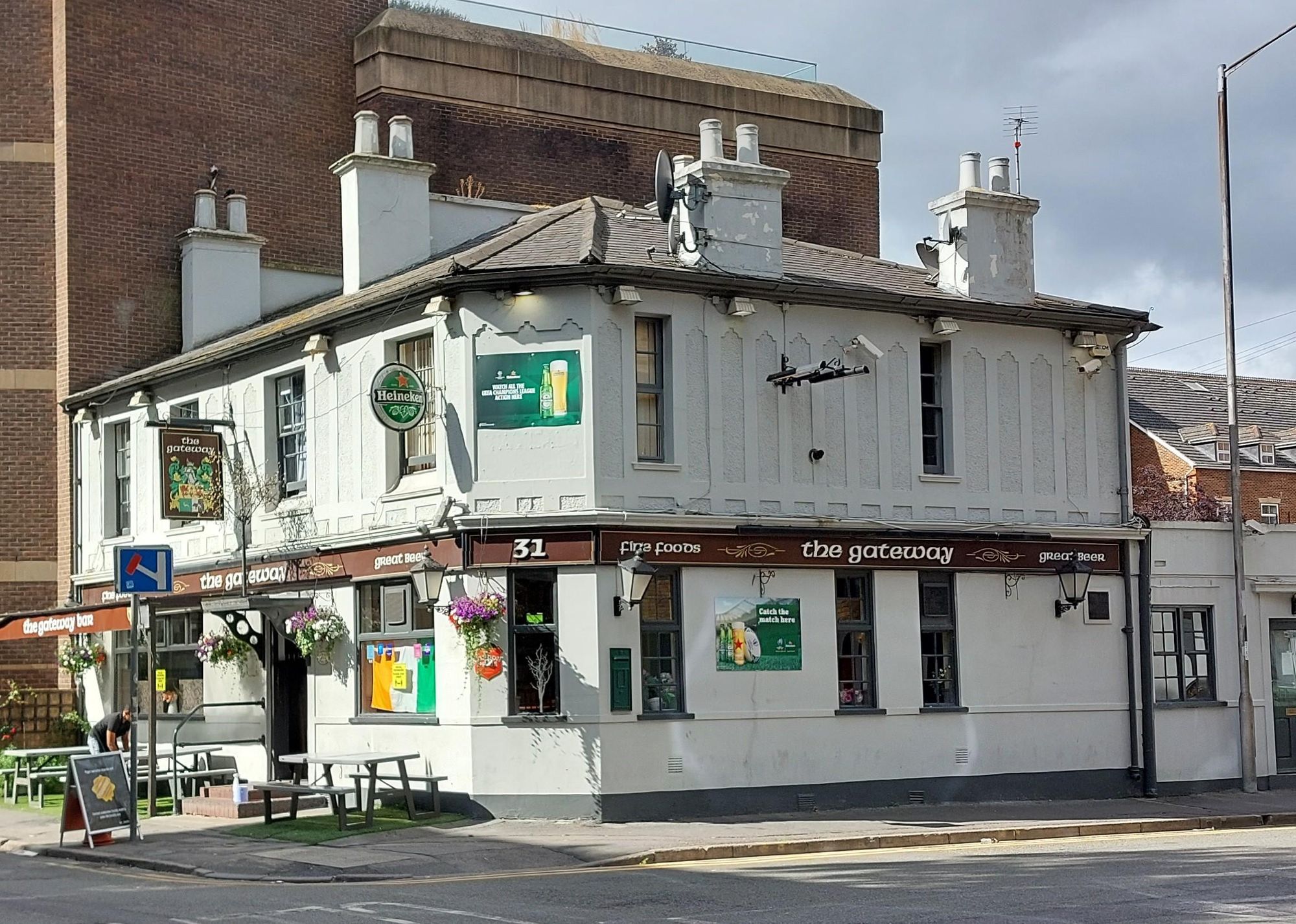 (Pub, Key). Published on 12-09-2022