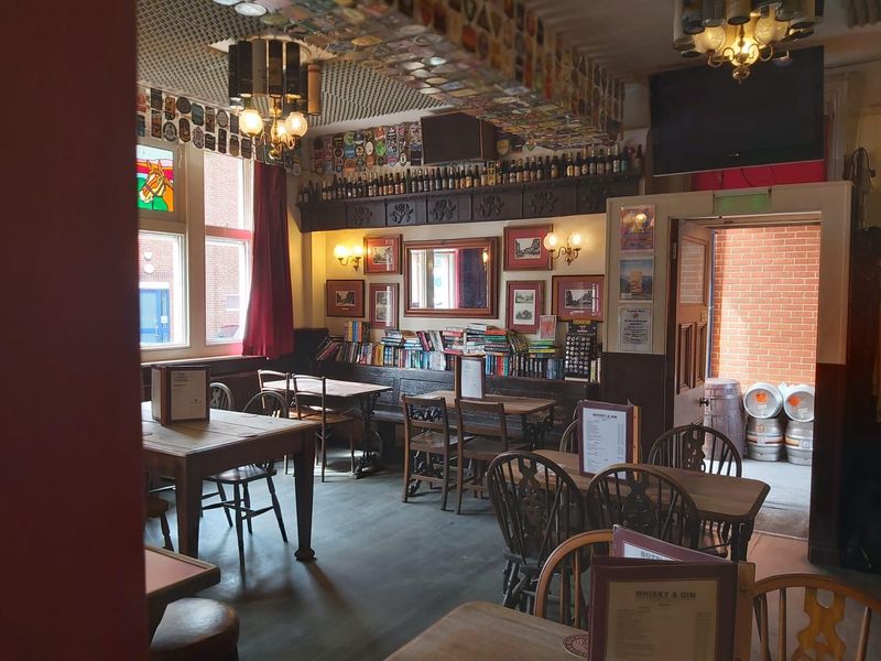 (Bar). Published on 16-08-2026