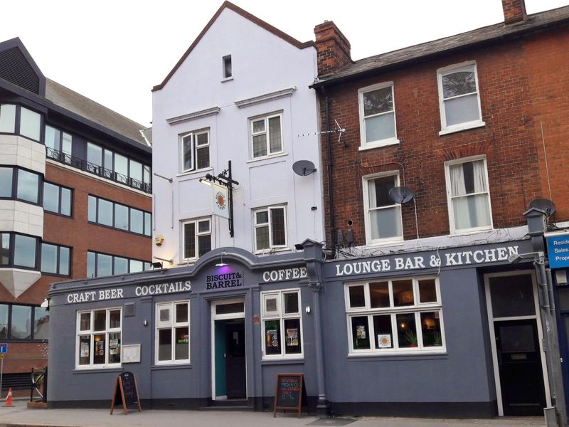 (Pub, Key). Published on 10-09-2018 