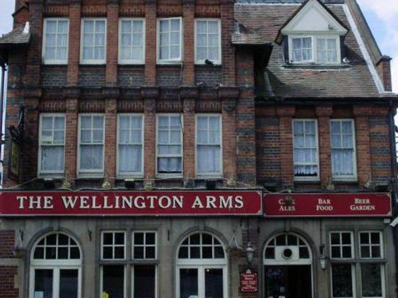 (Pub, Key). Published on 06-02-2013 
