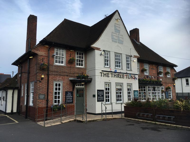 (Pub, Key). Published on 30-11-2019