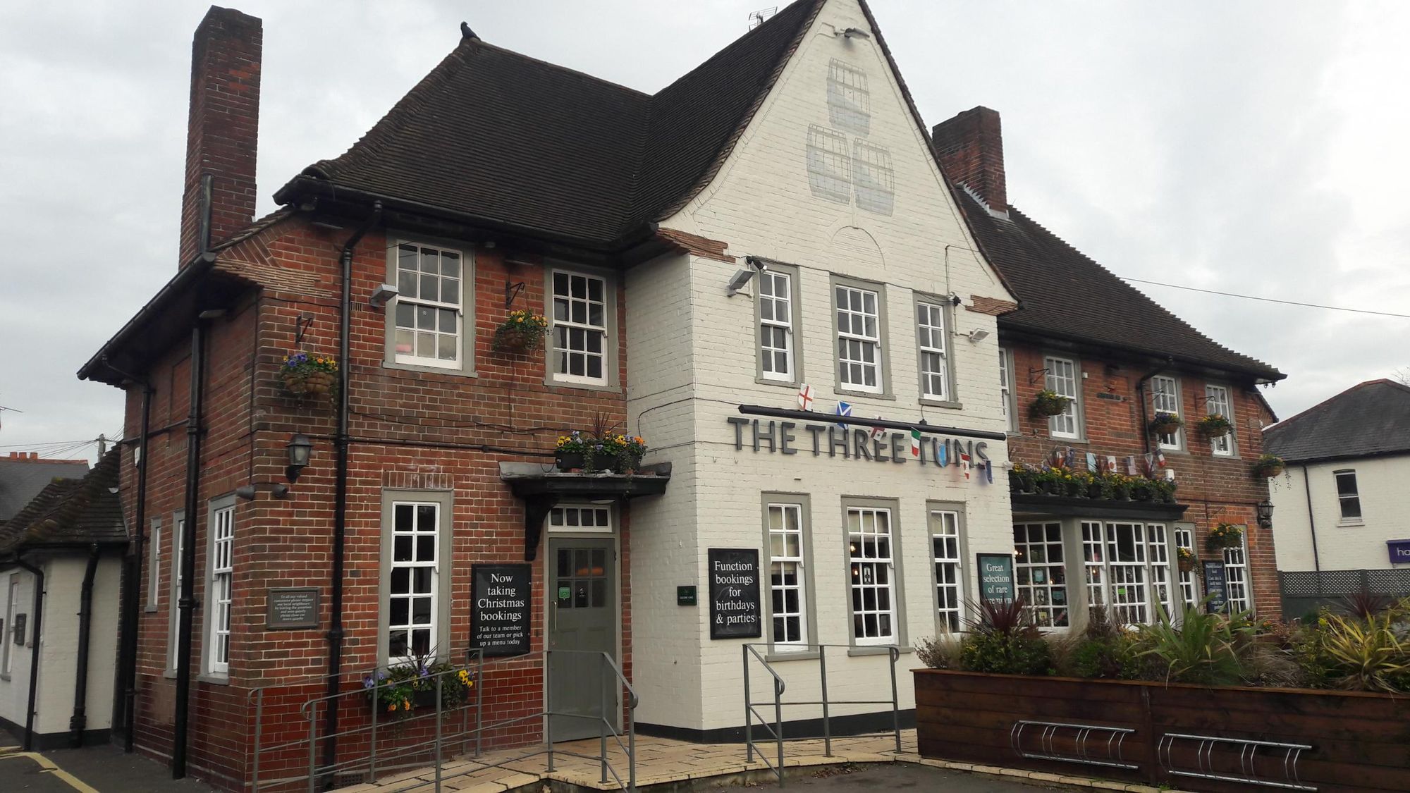 (Pub, Key). Published on 30-11-2019