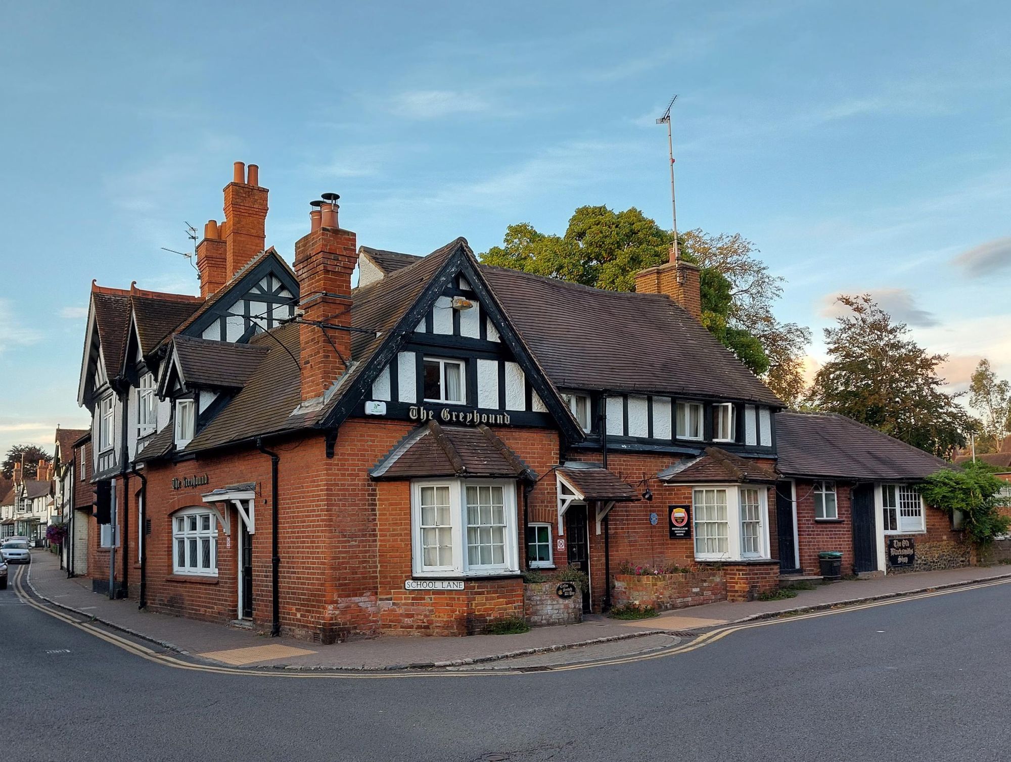 (Pub, Key). Published on 12-09-2022