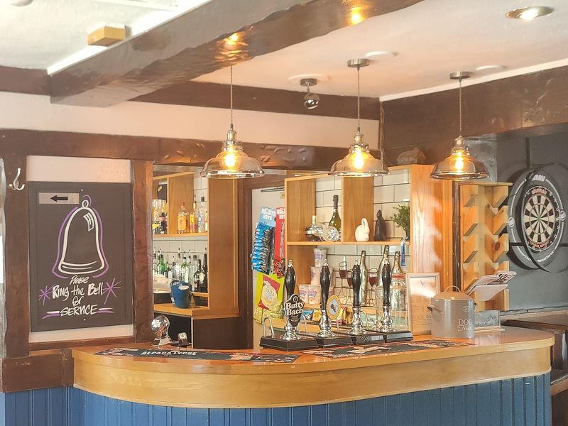 (Bar). Published on 18-05-2025 