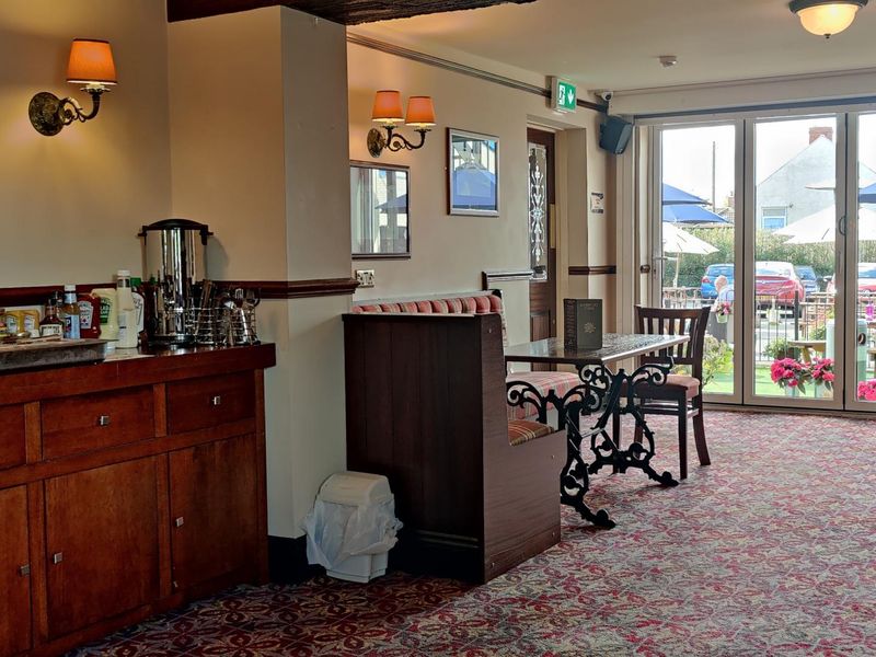 The view to the patio. (Pub, Garden). Published on 10-10-2021 