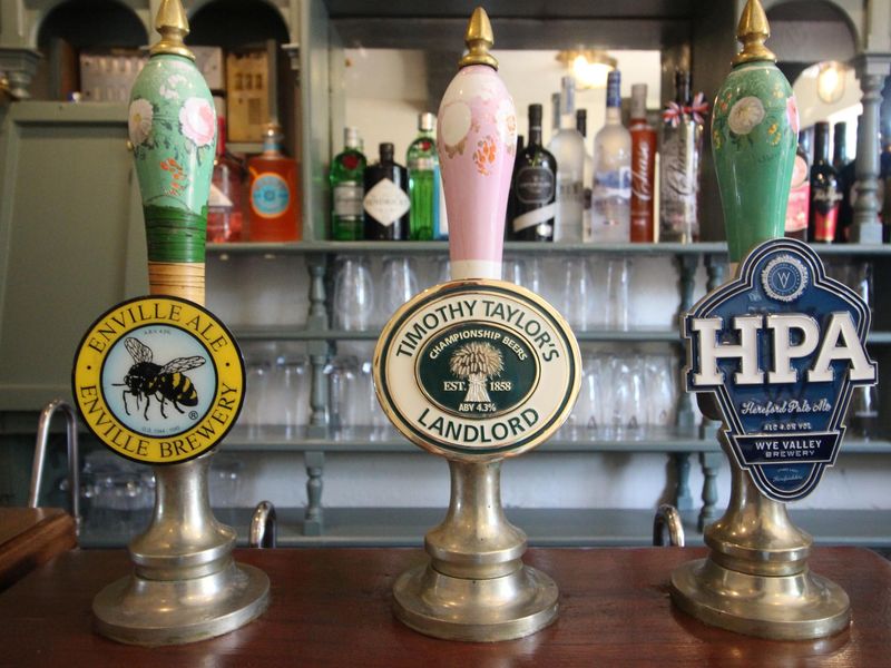 Available Real Ale. (Bar). Published on 03-07-2018