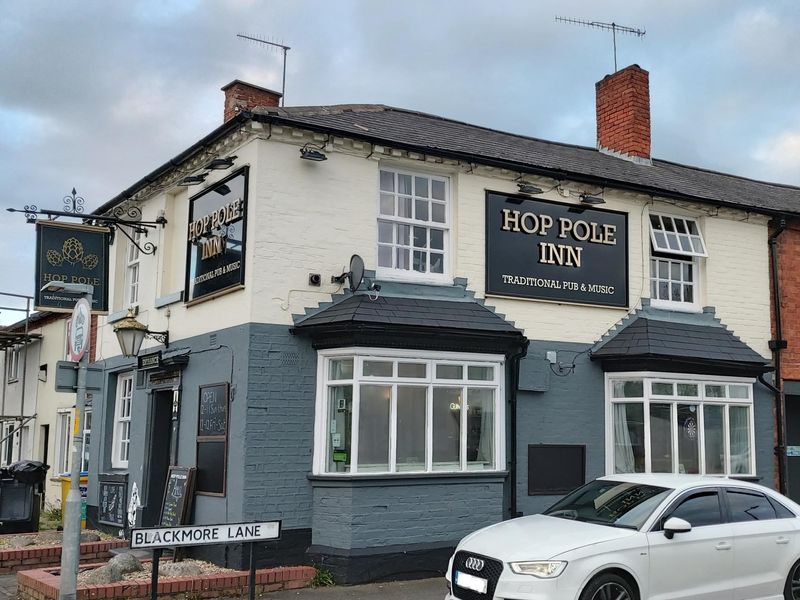 Hop Pole. (Key). Published on 27-04-2024