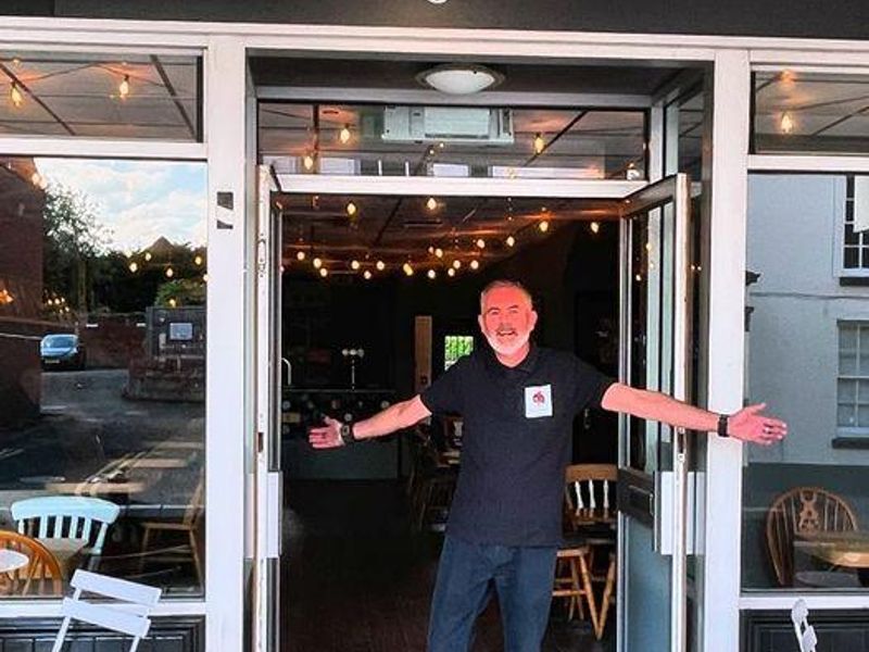 (Pub, Publican). Published on 18-10-2024 