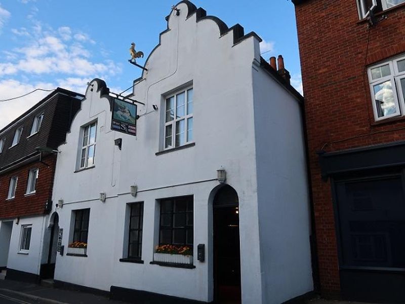Outside. (Pub, Key). Published on 14-09-2020