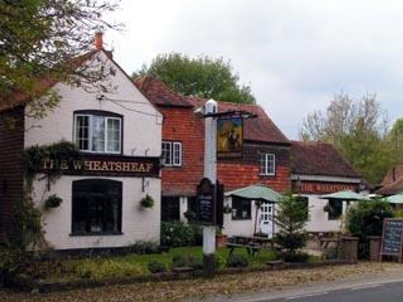 Outside. (Pub, Key). Published on 02-01-2008